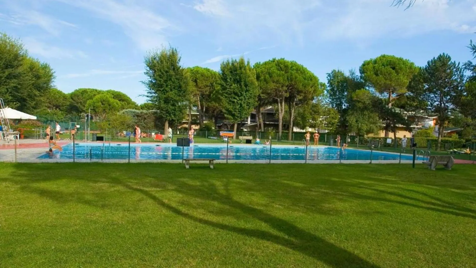 Terraced House In A Residence With A Pool Bibione